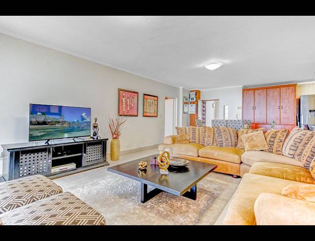 3 BEDROOM APARTMENT TO LET IN WESTBROOK
